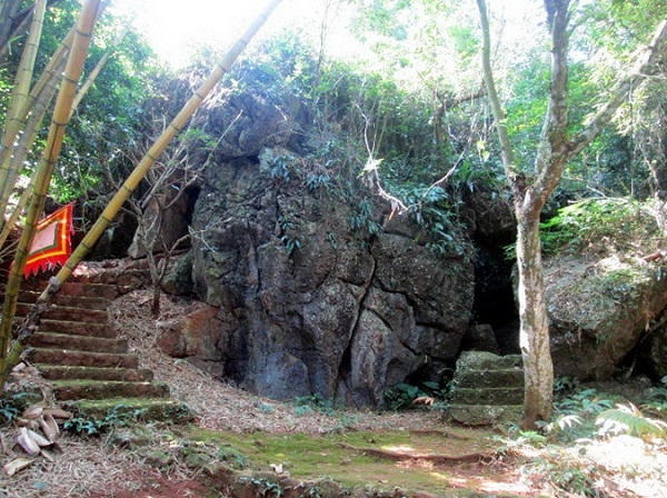 Động Tiên Phi